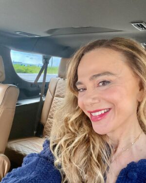 Lena Olin Instagram - On secret and fun mission in Florida!⭐️