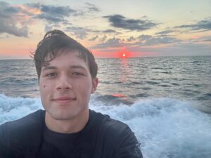 Leo Howard Instagram - One amazing place…