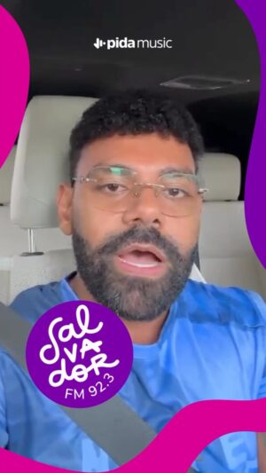 Léo Sampaio Instagram - Se liga só no convite do nosso rei da sofrência! 

Quinta-feira às 18h, nós temos um encontro marcado na @salvadorfm para comemorar 1 ano de Pida Music na rádio do povo! 🎉

Já vamos abrir os trabalhos para o dia 06! 😎