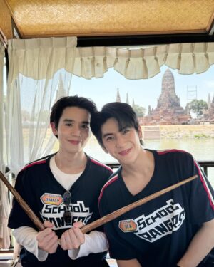 Leo Saussay Instagram - School rangers in Ayutthaya 📸