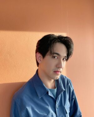 Leo Saussay Instagram - มุมเดียวกัน แต่….