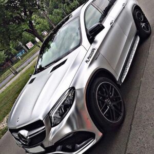 Leon Machère Instagram - Was sagt ihr dazu, soll ich mein Auto so Folieren lassen ??? Platin 💍