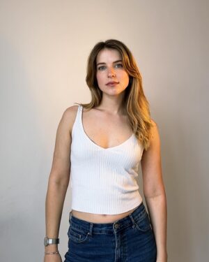 Leonie Brill Instagram - polar-bears 📸
_______________________
#pola #portrait #actress