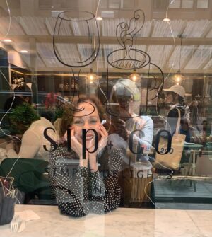 Lesley Ann Warren Instagram - My dear friend, Bonnie Allan and I on our NY adventure at our favorite morning coffee/tea place @sipandco.co