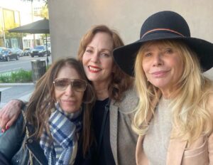 Lesley Ann Warren Instagram - One of my dearest pals @mariasmith050 and the wonderful @rosannaarquette . A lovely reunion!