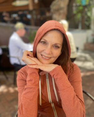 Lesley Ann Warren Instagram - Breakfast with my love in our favorite place!
#rontaft, #cafe27