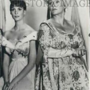 Lesley Ann Warren Instagram - R.I.P. my dear, brilliant and hilarious Pat. You brought so much joy to me and I thank you for every moment of rollicking laughter and heart!#patcarrollisursula #patcarroll