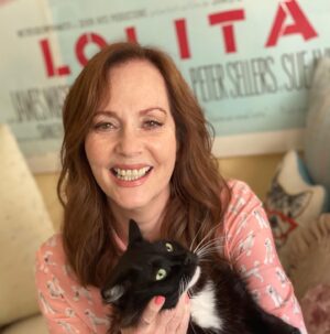 Lesley Ann Warren Instagram - Me and my baby getting ready to shoot a documentary for the new re-edited release of “ Going All The Way”! Hair by @robertramoshair