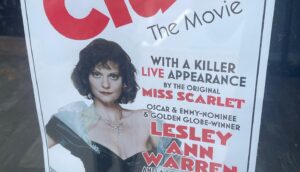 Lesley Ann Warren Instagram - A fabulous, fun night!! Thank you @standrman for everything! Love you 🤗 and thank you @patchoguetheatre and all your wonderful backstage folks!