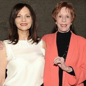 Lesley Ann Warren Instagram - Happy Birthday to the magnificent legendary Carol Burnett!!
I had the supreme honor of performing with you on your iconic, hilarious @Carol Burnett Show! A dream come true!!
I know it will be a gorgeous and side spitting celebration tonight on @nbc!! With so much love ❤️