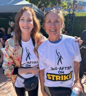 Lesley Ann Warren Instagram - Picketing today at my alma mater #disney with the ever brilliant #lauriemetcalf!! Such a treat!!