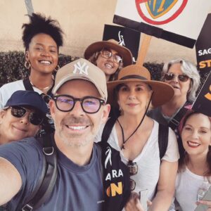 Lesley Ann Warren Instagram - Fantastic to be picketing with my colleagues and friends!!
In Solidarity!!!