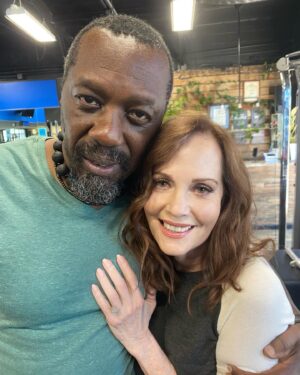 Lesley Ann Warren Instagram - My gym buddy, the powerful and moving #edwinleegibson .The Bear is one of my favorite series this season- everyone is brilliant! #thebearfx