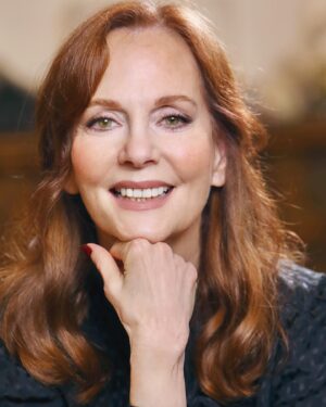 Lesley Ann Warren Instagram - Had the most wonderful day shooting the documentary honoring the genius of Blake Edwards! I adored him and felt like the luckiest girl in the world to be chosen and directed by one of my idols in Victor/Victoria! His legacy and the incredible range of his artistry will live on in cinema history for all time.
Makeup by @eugenia.weston Hair by @robertramoshair Photo by Felicia Michaels / Gold Entertainment Media Group LLC"