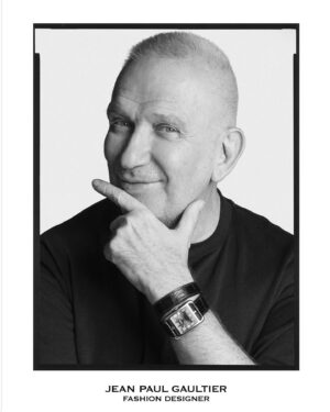 Leslie Kee Instagram - Super Magazine 2023AW issue 03
@supermagazinenyc 

「A Tribute to Richard Avedon」
JEAN PAUL GAULTIER
@jeanpaulgaultier 

Photographed by @lesliekeesuper 

#richardavedon #avedon100 #avedonfoundation #superavedon #lesliekee #lesliekeesuper #supermagazinenyc #jeanpaulgaultier