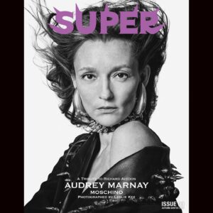 Leslie Kee Instagram - Super Magazine 2023AW issue 03
@supermagazinenyc 

「A Tribute to Richard Avedon」
featuring AUDREY MARNAY @audreymarnay x @moschino @etro @lanvin 

Photographed by @lesliekeesuper 
Styling by @starburleigh 
Hair by @raynald.croix.bernard
Makeup by @rachidtahar
Styling assistant @eliabalourdet 
Agent @seijiakira @donatbarraultstephens @joshbostwick @suprememgmtparis @suprememgmt 

#richardavedon #avedon100 #avedonfoundation #superavedon #lesliekee #lesliekeesuper #supermagazinenyc #audreymarnay #moschino #lanvin #etro