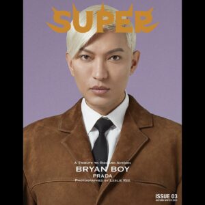 Leslie Kee Instagram - Super Magazine 2023AW issue 03
@supermagazinenyc 

「A Tribute to Richard Avedon」
featuring BRYAN BOY @bryanboy

Photographed by @lesliekeesuper 
Styling by @iulianfcaraman
Hair by @raynald.croix.bernald
Makeup by @rachidtahar
Photo assistant @edwardkwendt @foto_patriciaburen 

@avedonfoundation #richardavedon #avedon100 #superavedon #supermagazinenyc #lesliekee #bryanboy