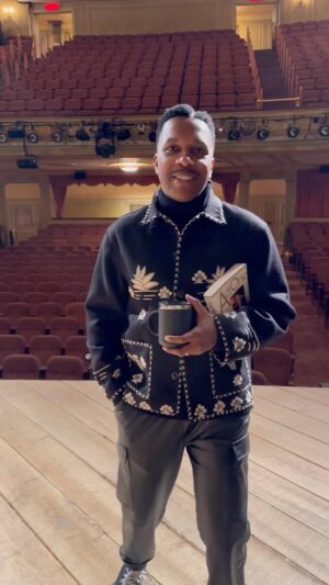 Leslie Odom Jr. Instagram - It really happened. And all at the legendary Music Box theater. What a dream. 

Find the full theater tour vid on my YouTube.
