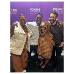Leslie Odom Jr. Instagram - Week 21 

Love galore 🫶🏾 Two more weeks