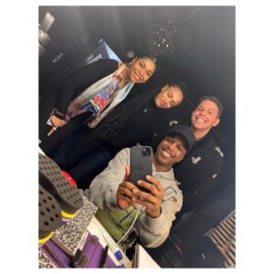 Leslie Odom Jr. Instagram - Week 21 

Love galore 🫶🏾 Two more weeks