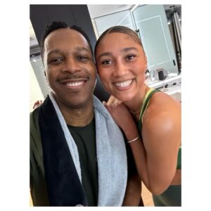 Leslie Odom Jr. Instagram - Week 21 

Love galore 🫶🏾 Two more weeks