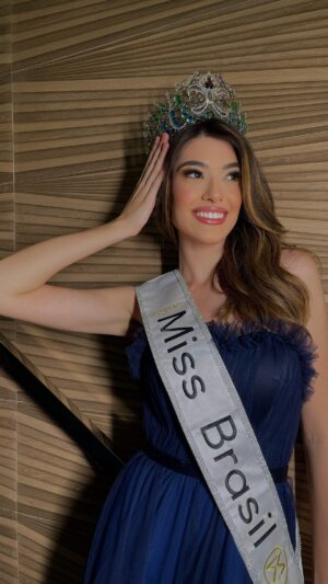 Letícia Frota Instagram - Um trecho de um podcast super especial onde eu compartilhei minhas experiências, ideias e visões sobre o mundo Miss. 

O verdadeiro significado sempre será “entender as pessoas que você representa. Quais são as dificuldades, dores, medos e anseios?” Nós representamos tudo isso e como representantes, podemos SOMAR e AGIR para melhorar e influenciar vidas ao redor do mundo. Esse é o legado do @missworld e de ser #BelezaComProposito. 💙

A part of a super special podcast where I share my experiences, ideas and visions about the Miss world. 

The true meaning will always be “understanding the people you represent. What are the difficulties, pains, fears and desires?” We represent all of this and as representatives, we can ADD and ACT to improve and influence lives around the world. This is the legacy of @missworld and being #BeautyWithAPurpose. 💙