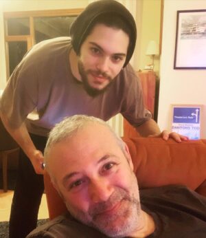 Levent Üzümcü Instagram - 18’imi hatırladım, 18 oldu ilk göz ağrım.