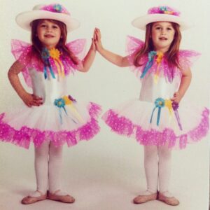 Lexi Kaplan Instagram - I am the cute one, she’s just my sister 👯‍♀️ #HappyNationalSisterDay!!! #nationalsistersday