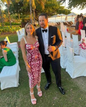 Lexi Kaplan Instagram - That’s a wrap! Such an unforgettable weekend celebrating @alliekaplan and @jdrutstein love you both so much! @jeffgiudice ❤️🌸🌺🌷#alliequeenrutstein