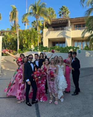 Lexi Kaplan Instagram - That’s a wrap! Such an unforgettable weekend celebrating @alliekaplan and @jdrutstein love you both so much! @jeffgiudice ❤️🌸🌺🌷#alliequeenrutstein