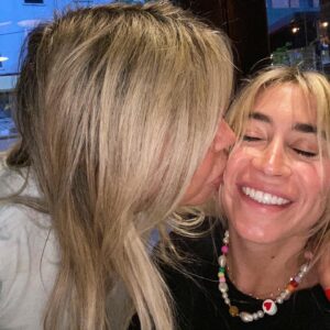 Lexi Kaplan Instagram - I love you mamma, happy Mother’s Day! ❤️❤️❤️ @the_kaplan_twinsmama