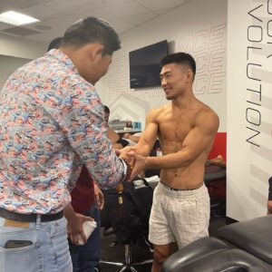 Li Jingliang Instagram - Great fight tonight! I am proud of you brother ! @yadongsong