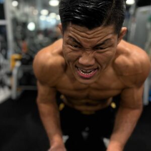 Li Jingliang Instagram - Hungry 🩸