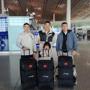 Li Jingliang Instagram - 谢谢团队兄弟们朋友们家人们一大早来机场出发了美国 计划一年要在美国  好好训练好好比赛。一切顺利。现在到香港了，6点半飞16个小时到美国🇺🇸