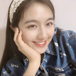 Li Landy Instagram - Hi！新年第一天，我回来啦！
-
-
-
-
#selfie #happynewyear #chinesenewyear