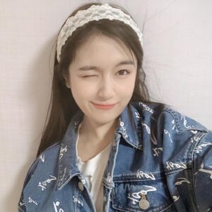 Li Landy Instagram - Hi！新年第一天，我回来啦！
-
-
-
-
#selfie #happynewyear #chinesenewyear