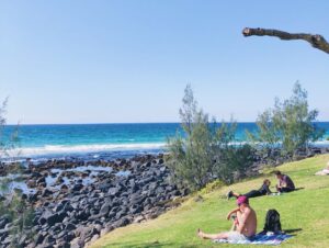 Li Landy Instagram - 很靠近海.
-
-
-
-
-
-
-
-
#australia #goldcoast #queensland #beach #shoreline