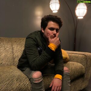 Liam Attridge Instagram - Whatup???? Comment your favorite emoji right now!  Mines 🤔🤔