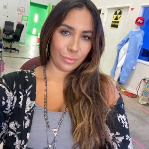 Liana Mendoza Instagram - We’re all a work in progress. Be kind. #lianamendoza #workinprogress #underconstruction🚧