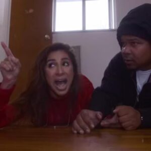 Liana Mendoza Instagram - Some of my fav moments from @heymrpostmanfilm watch this weekend with me on @amazon and lmk what your fav moments are! #comedy #lianamendoza #featurefilm #laughs @omargooding #celebs @waltastic #omargooding #walterfranks #newmovie #heymrpostmanthemovie