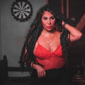 Liana Mendoza Instagram - @0809photography_