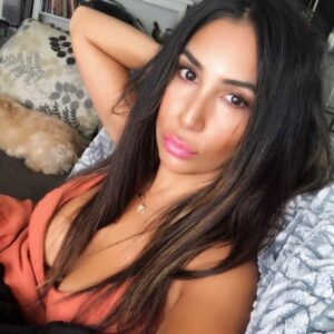 Liana Mendoza Instagram - Be kind. Or I don’t want to hear it.