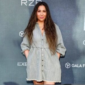 Liana Mendoza Instagram - Had a great time supporting friends @davidbianchi_official @rzrseries @officialgalafilm @officialdannytrejo @emiliorivera48 @richardcabralofficial @menasuvari in this exquisite event FYC private screening at @televisionacad #rzrseries gets my vote 🗳️ be sure to watch! Watch for free on www.film.gala.com photography by @victoriasirakovaphotographer