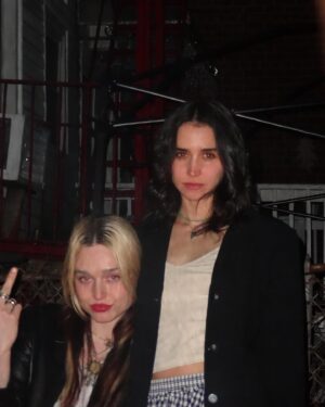 Libe Barer Instagram - Francky brought her 2007 for portraits at the function ~ the bbq ~ 📸: @gentle__onion / @arielabarer