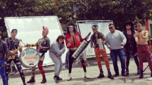 Lider Medranda Hernández Instagram - Hace un momento acabé de rodar escenas maravillosas para el nuevo videoclip de @lavaganciaec 

Muchas gracias a tod@s l@s compas que colaboran en este proyecto por darme la oportunidad 😊
