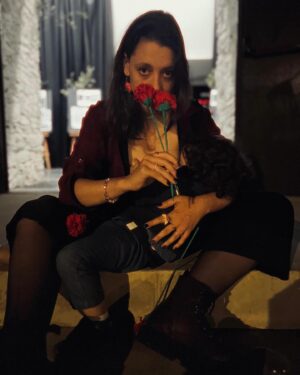 Lídia Muñoz Instagram - 25 de abril sempre!!!! ❤️