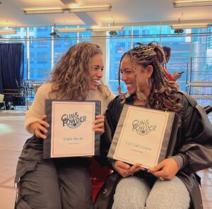 Liisi LaFontaine Instagram - Just me and my twin!! 👭🏽
Day one of @gunandpowdermusical and I’m feeling all the feels 🥲