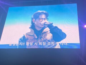Lil Boi Instagram - 연말은 엠넷과 함ㄲ ㅔ..
MAMA 와 쇼미콘 재밋엇습니다..

그나저나 프릭도 천만이되어버린..
미추어버린 상황

호미 보고싶다!!