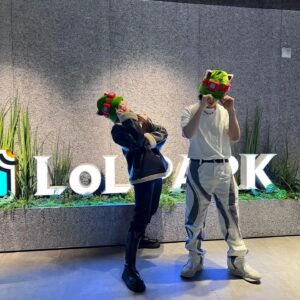 Lil Boi Instagram - 근황.. 미친 롤파크 견학

@valorantkr 
@riotgames
