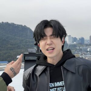 Lil Boi Instagram - 높은곳은 위험합니다

@giriboy91
@2252_official 
@wejustmusic